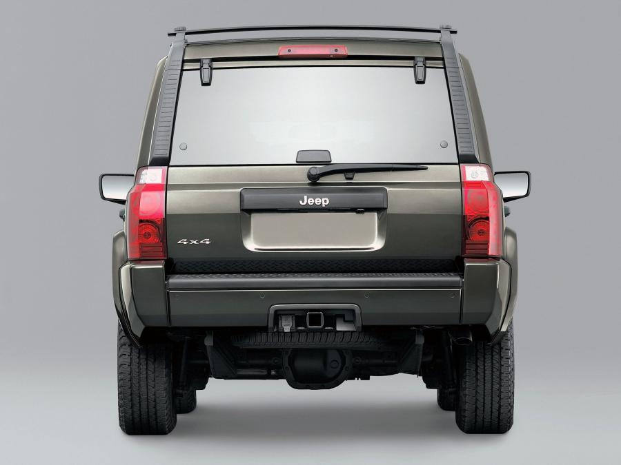  Jeep Commander Sport 2005 года  (фото 5 из 7)